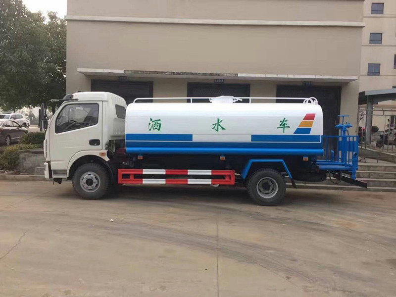 灑水車(chē)價(jià)格 灑水車(chē)價(jià)格