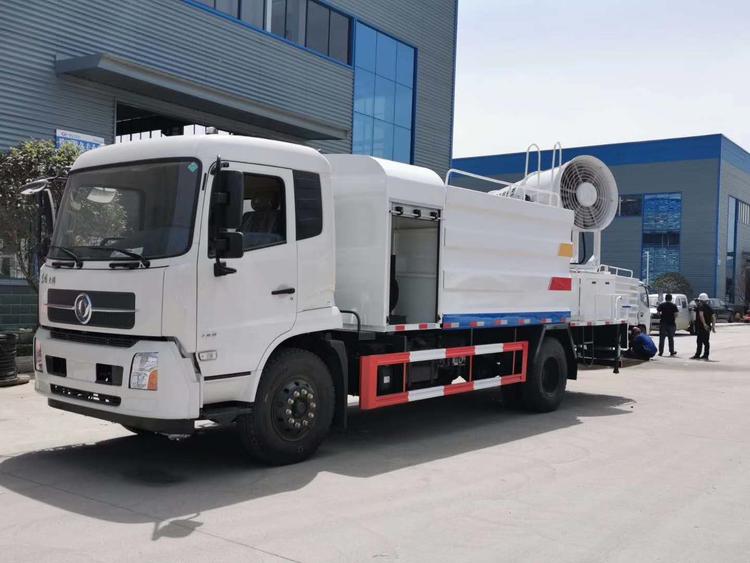 霧炮車 霧炮車