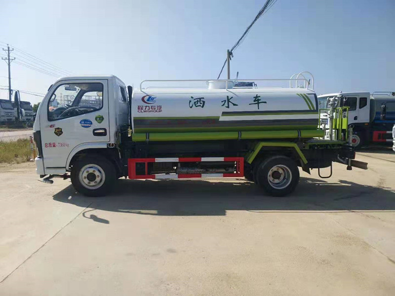 東風5噸國六噴霧灑水車 東風5噸國六噴霧灑水車