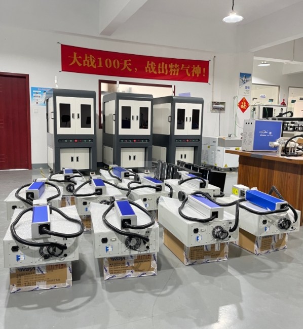 自動化激光打標(biāo)機.jpg